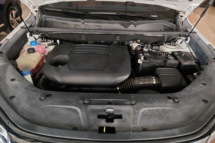 Used CHANGAN CS75 PLUS 2024 3rd Generation Champion Edition 2.0T Intelligent Drive Performance Model Engine Bay