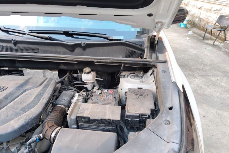 Used CHANGAN CS75 PLUS 2024 3rd Generation Champion Edition 1.5T Intelligent Drive Dynamic Model Engine Bay Left