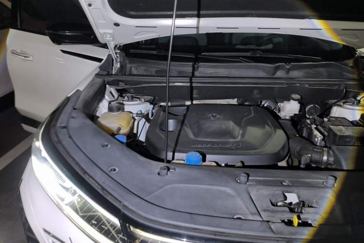 Used CHANGAN CS75 PLUS 2024 3rd Generation Champion Edition 1.5T Intelligent Drive Dynamic Model Engine Bay Right