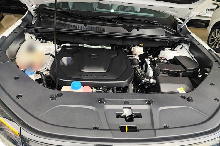 Used CHANGAN CS75 PLUS 2024 3rd Generation Champion Edition 1.5T Intelligent Drive Dynamic Model Engine Bay