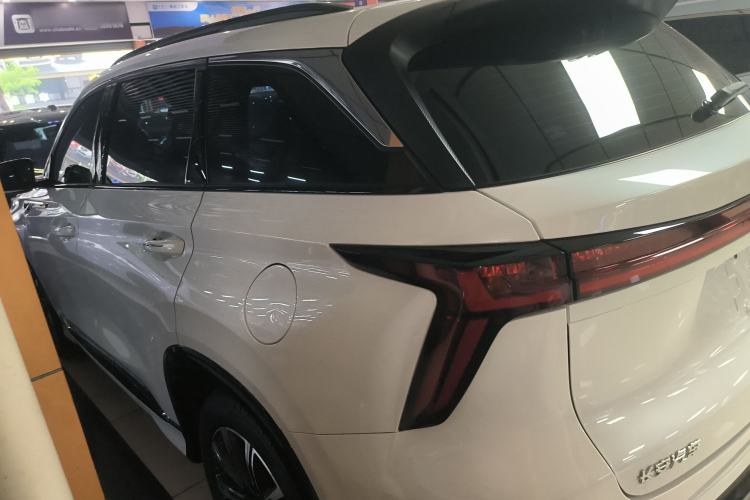 Used CHANGAN CS75 PLUS 2024 3rd Generation Champion Edition 1.5T Intelligent Drive Dynamic Model Exterior 2