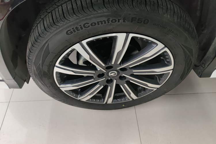 Used CHANGAN CS75 PLUS 2024 3rd Generation Champion Edition 1.5T Intelligent Drive Dynamic Model Exterior 4