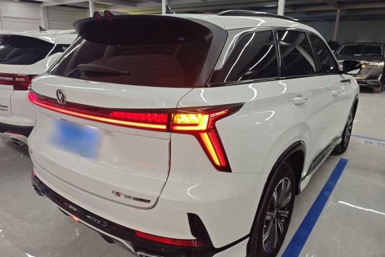 Used CHANGAN CS75 PLUS 2024 3rd Generation Champion Edition 1.5T Intelligent Drive Dynamic Model Exterior 5