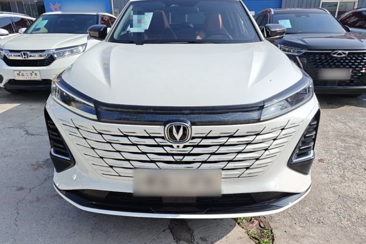 Used CHANGAN CS75 PLUS 2024 3rd Generation Champion Edition 1.5T Intelligent Drive Dynamic Model Front