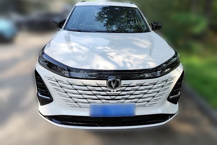 Used CHANGAN CS75 PLUS 2024 3rd Generation Champion Edition 2.0T Intelligent Drive Performance Model Front