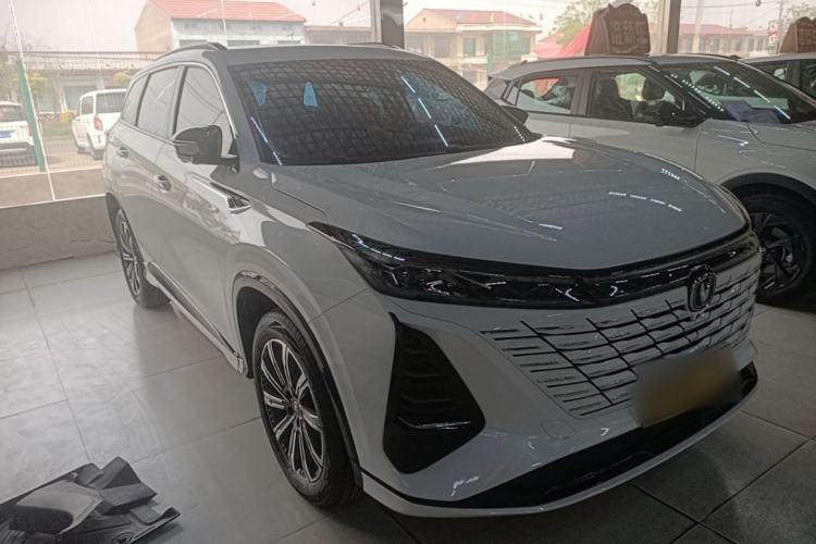 Used CHANGAN CS75 PLUS 2024 3rd Generation Champion Edition 1.5T Intelligent Drive Dynamic Model Front Right 45 Deg