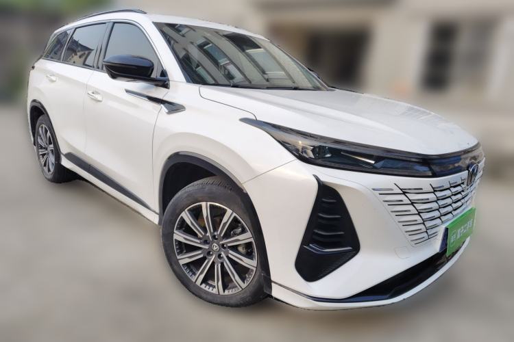 Used CHANGAN CS75 PLUS 2024 3rd Generation Champion Edition 1.5T Intelligent Drive Dynamic Model Front Right 45 Deg