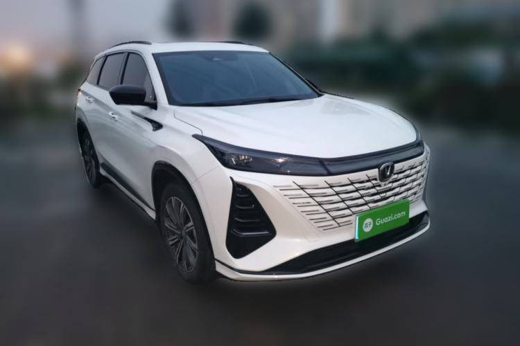 Used CHANGAN CS75 PLUS 2024 3rd Generation Champion Edition 1.5T Intelligent Drive Dynamic Model Front Right 45 Deg