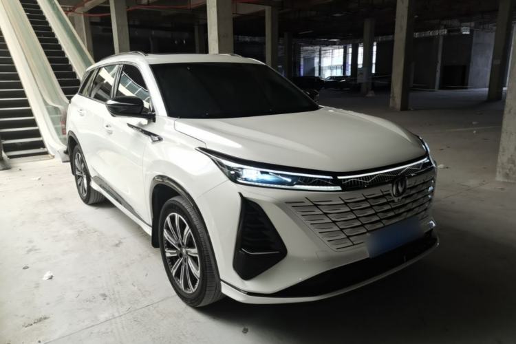 Used CHANGAN CS75 PLUS 2024 3rd Generation Champion Edition 2.0T Intelligent Drive Performance Model Front Right 45 Deg