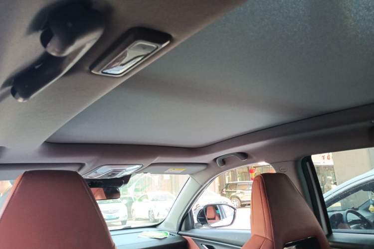 Used CHANGAN CS75 PLUS 2024 3rd Generation Champion Edition 1.5T Intelligent Drive Dynamic Model Headliner