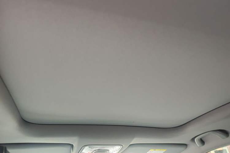 Used CHANGAN CS75 PLUS 2024 3rd Generation Champion Edition 1.5T Intelligent Drive Dynamic Model Headliner