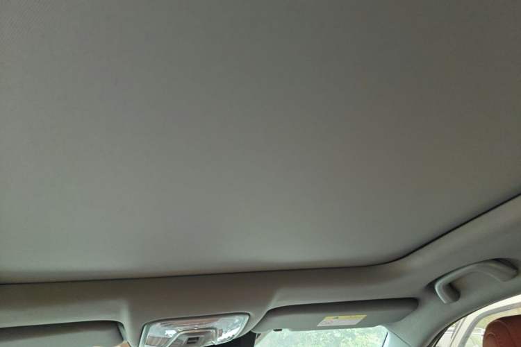 Used CHANGAN CS75 PLUS 2024 3rd Generation Champion Edition 2.0T Intelligent Drive Performance Model Headliner