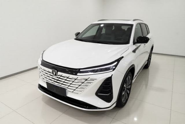 Used CHANGAN CS75 PLUS 2024 3rd Generation Champion Edition 1.5T Intelligent Drive Dynamic Model