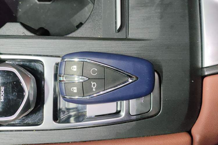 Used CHANGAN CS75 PLUS 2024 3rd Generation Champion Edition 1.5T Intelligent Drive Dynamic Model Interior 1