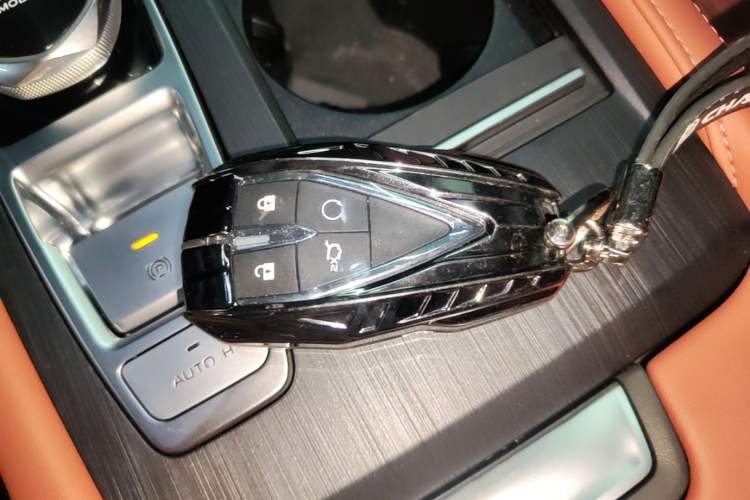 Used CHANGAN CS75 PLUS 2024 3rd Generation Champion Edition 2.0T Intelligent Drive Performance Model Interior 1