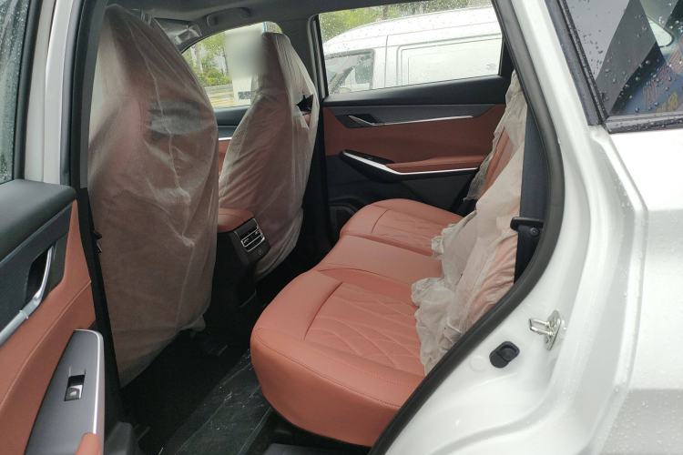 Used CHANGAN CS75 PLUS 2024 3rd Generation Champion Edition 1.5T Intelligent Drive Dynamic Model Interior 1
