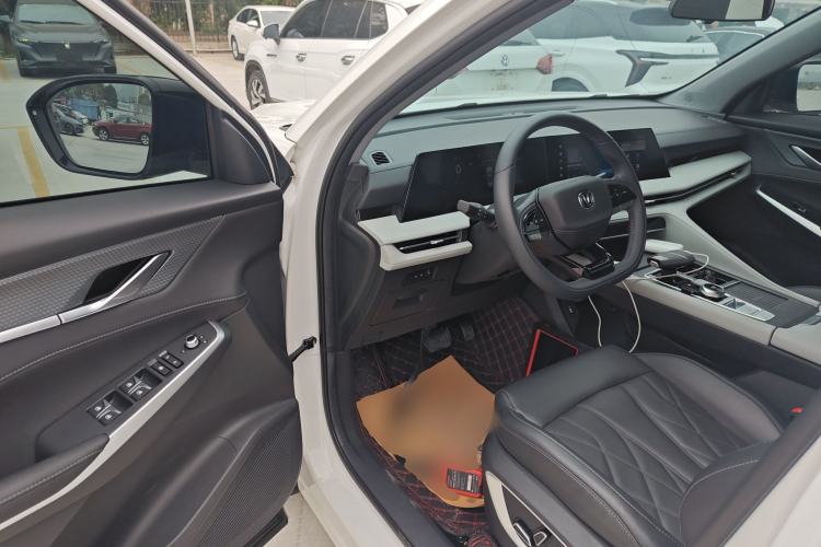 Used CHANGAN CS75 PLUS 2024 3rd Generation Champion Edition 1.5T Intelligent Drive Dynamic Model Interior 3