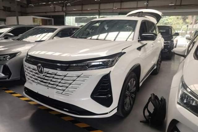 Used CHANGAN CS75 PLUS 2024 3rd Generation Champion Edition 1.5T Intelligent Drive Dynamic Model