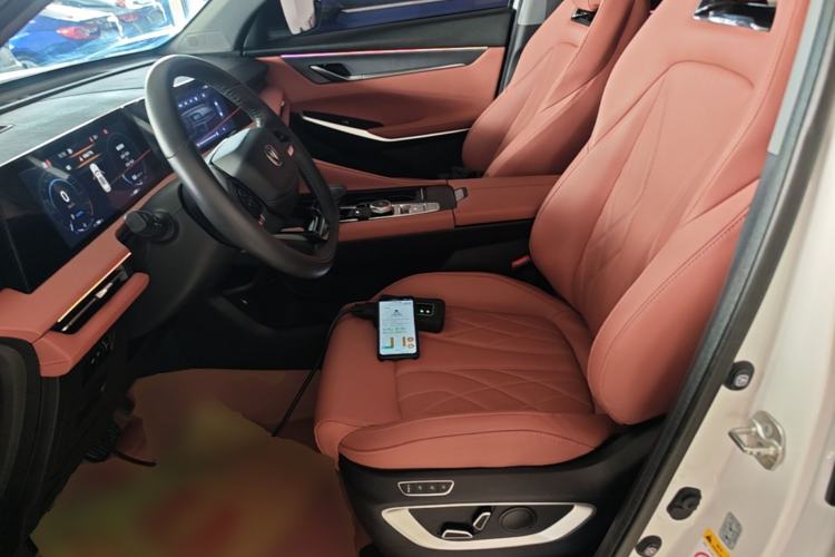 Used CHANGAN CS75 PLUS 2024 3rd Generation Champion Edition 2.0T Intelligent Drive Performance Model Left Front Seat
