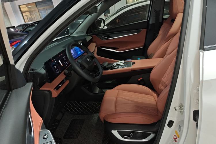 Used CHANGAN CS75 PLUS 2024 3rd Generation Champion Edition 1.5T Intelligent Drive Dynamic Model Left Front Seat