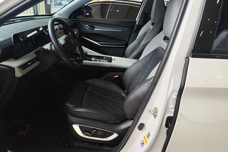Used CHANGAN CS75 PLUS 2024 3rd Generation Champion Edition 1.5T Intelligent Drive Dynamic Model Left Front Seat