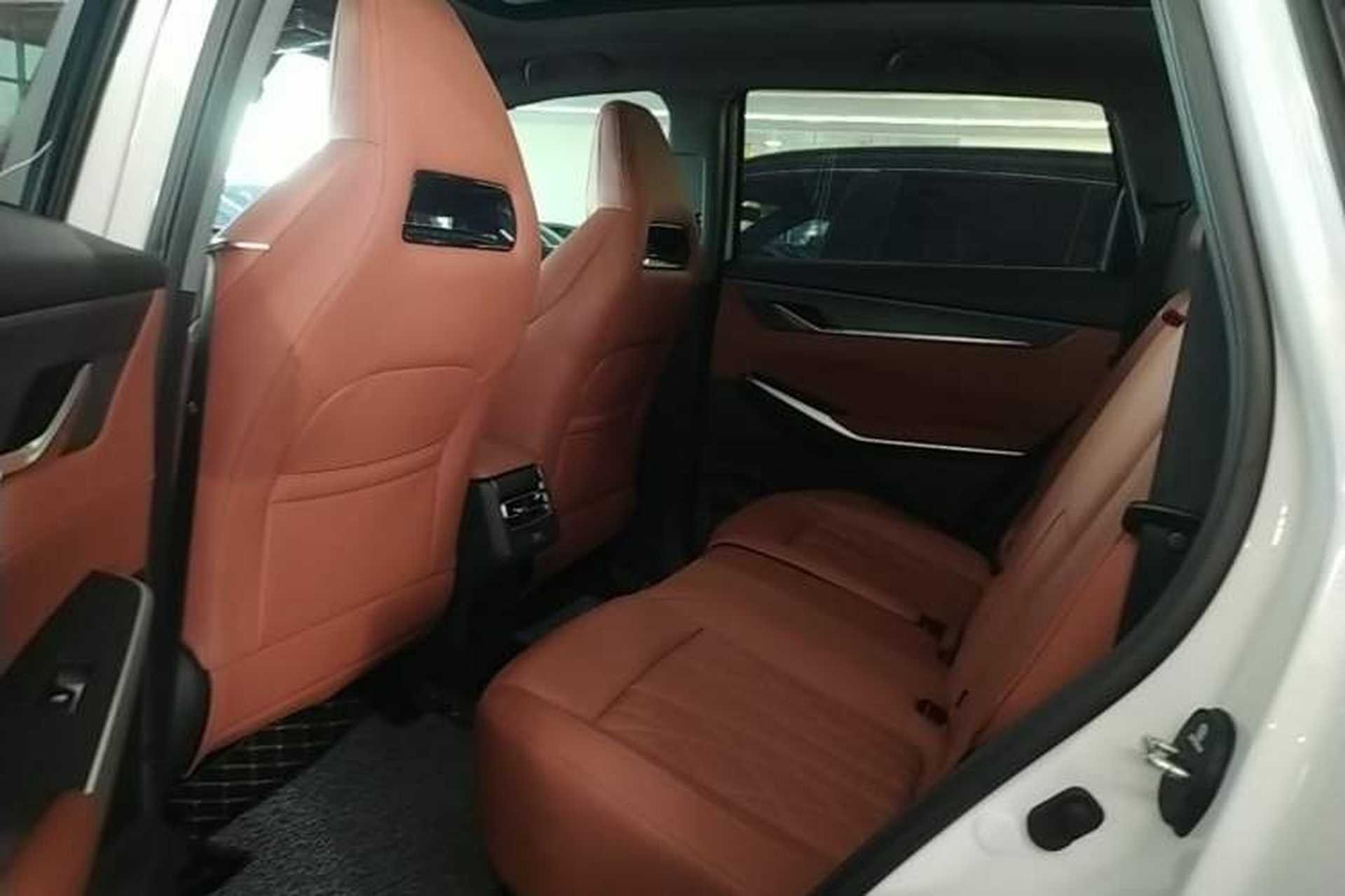 Used CHANGAN CS75 PLUS 2024 3rd Generation Champion Edition 1.5T Intelligent Drive Dynamic Model Left Rear Seat