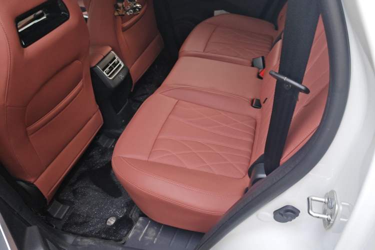 Used CHANGAN CS75 PLUS 2024 3rd Generation Champion Edition 2.0T Intelligent Drive Performance Model Left Rear Seat