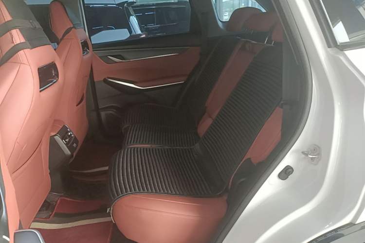 Used CHANGAN CS75 PLUS 2024 3rd Generation Champion Edition 1.5T Intelligent Drive Dynamic Model Left Rear Seat