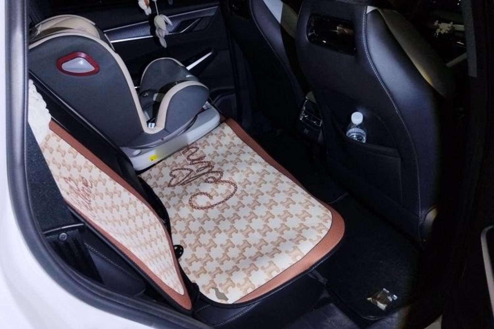 Used CHANGAN CS75 PLUS 2024 3rd Generation Champion Edition 1.5T Intelligent Drive Dynamic Model Left Rear Seat