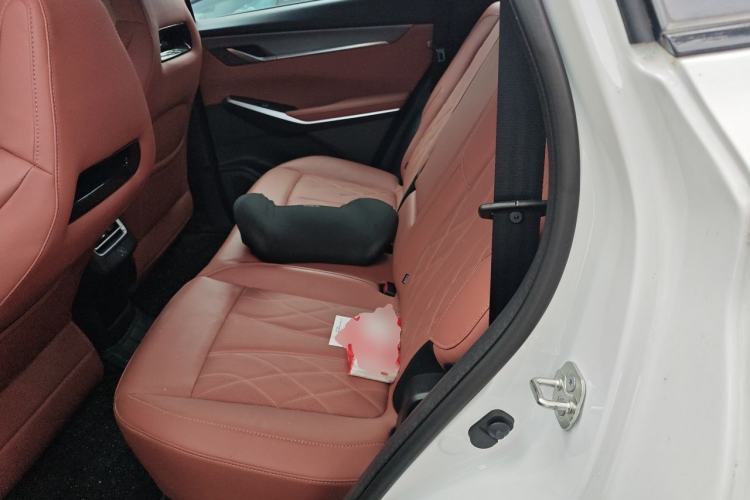 Used CHANGAN CS75 PLUS 2024 3rd Generation Champion Edition 1.5T Intelligent Drive Dynamic Model Left Rear Seat