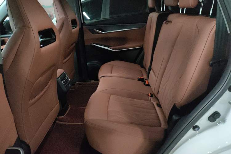 Used CHANGAN CS75 PLUS 2024 3rd Generation Champion Edition 1.5T Intelligent Drive Dynamic Model Left Rear Seat
