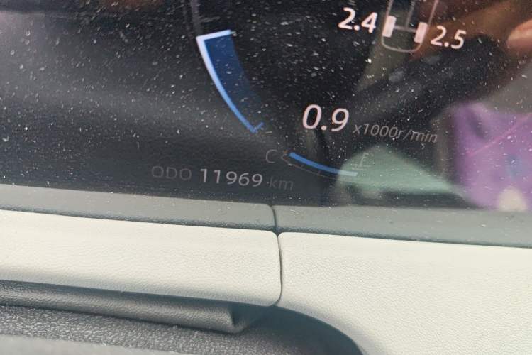 Used CHANGAN CS75 PLUS 2024 3rd Generation Champion Edition 1.5T Intelligent Drive Dynamic Model Odometer Close Up