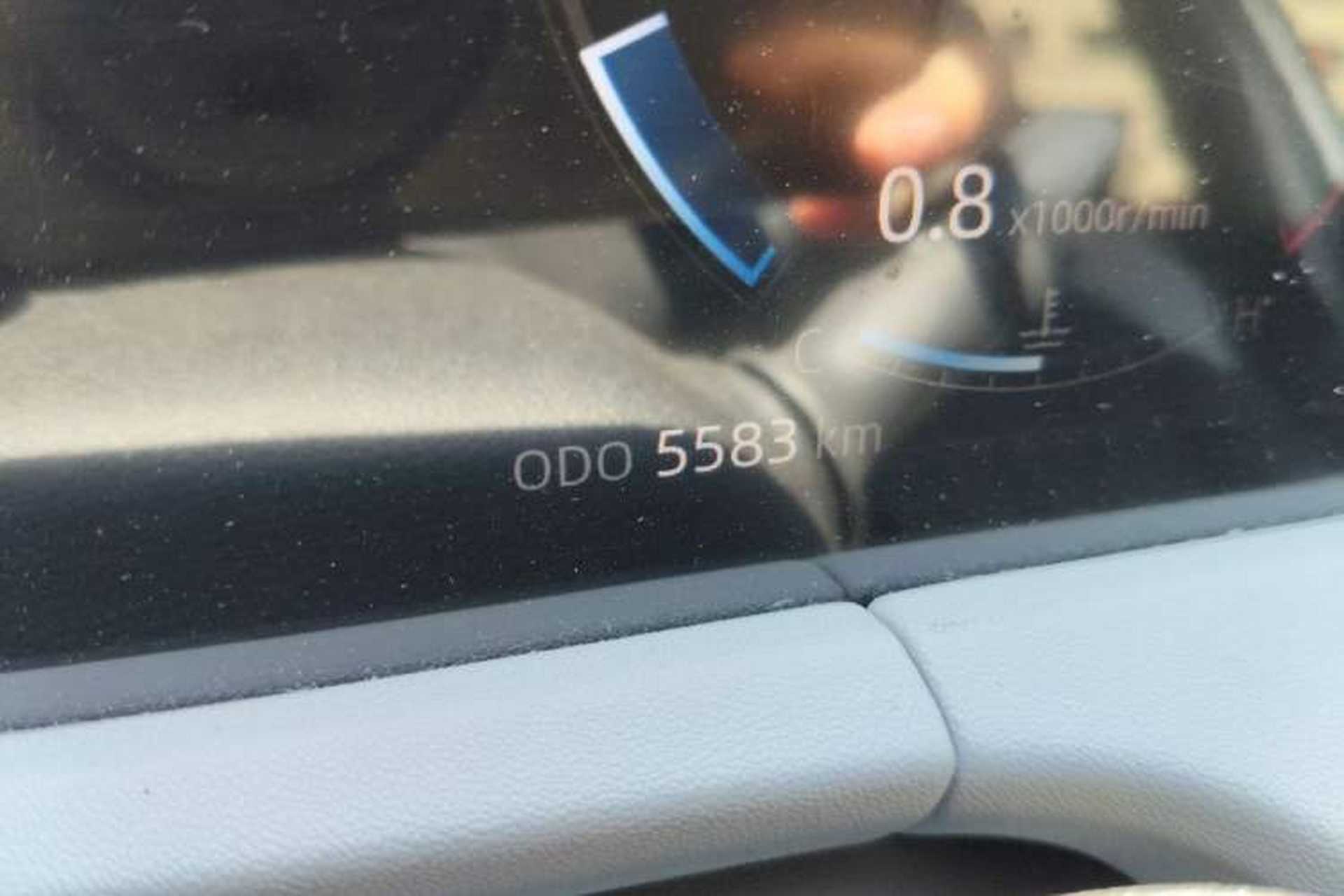 Used CHANGAN CS75 PLUS 2024 3rd Generation Champion Edition 1.5T Intelligent Drive Dynamic Model Odometer Close Up
