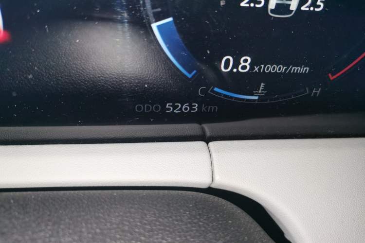 Used CHANGAN CS75 PLUS 2024 3rd Generation Champion Edition 1.5T Intelligent Drive Dynamic Model Odometer Close Up