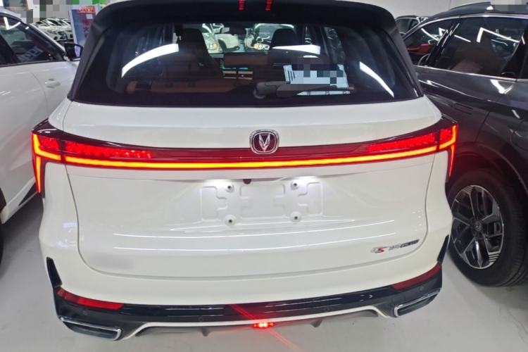 Used CHANGAN CS75 PLUS 2024 3rd Generation Champion Edition 2.0T Intelligent Drive Performance Model Rear