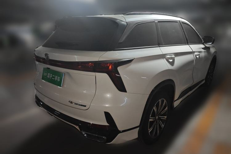 Used CHANGAN CS75 PLUS 2024 3rd Generation Champion Edition 1.5T Intelligent Drive Dynamic Model Rear Right 45 Deg