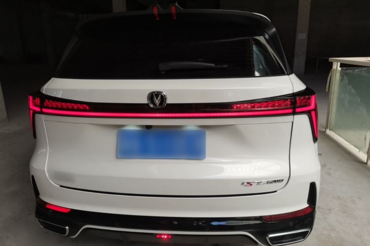Used CHANGAN CS75 PLUS 2024 3rd Generation Champion Edition 2.0T Intelligent Drive Performance Model Rear