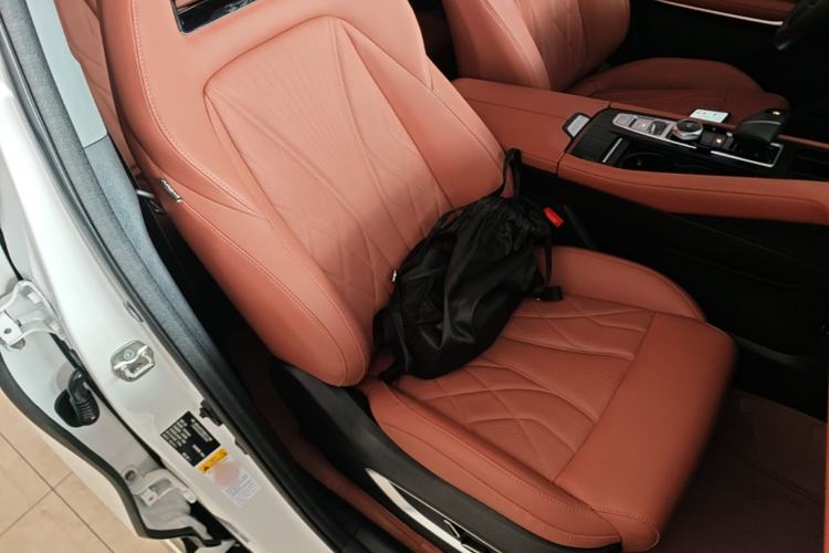 Used CHANGAN CS75 PLUS 2024 3rd Generation Champion Edition 2.0T Intelligent Drive Performance Model Right Front Seat