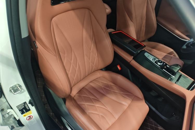 Used CHANGAN CS75 PLUS 2024 3rd Generation Champion Edition 2.0T Intelligent Drive Performance Model Right Front Seat