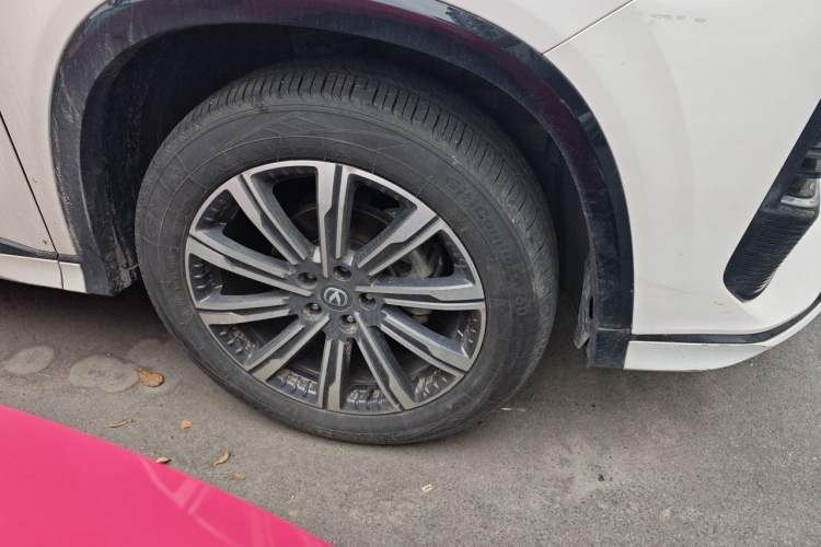 Used CHANGAN CS75 PLUS 2024 3rd Generation Champion Edition 1.5T Intelligent Drive Dynamic Model Right Front Wheel Hub