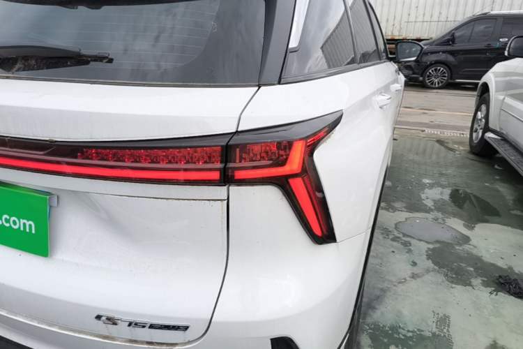 Used CHANGAN CS75 PLUS 2024 3rd Generation Champion Edition 1.5T Intelligent Drive Dynamic Model Right Rear Taillight