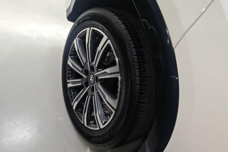 Used CHANGAN CS75 PLUS 2024 3rd Generation Champion Edition 2.0T Intelligent Drive Performance Model Right Rear Wheel Hub