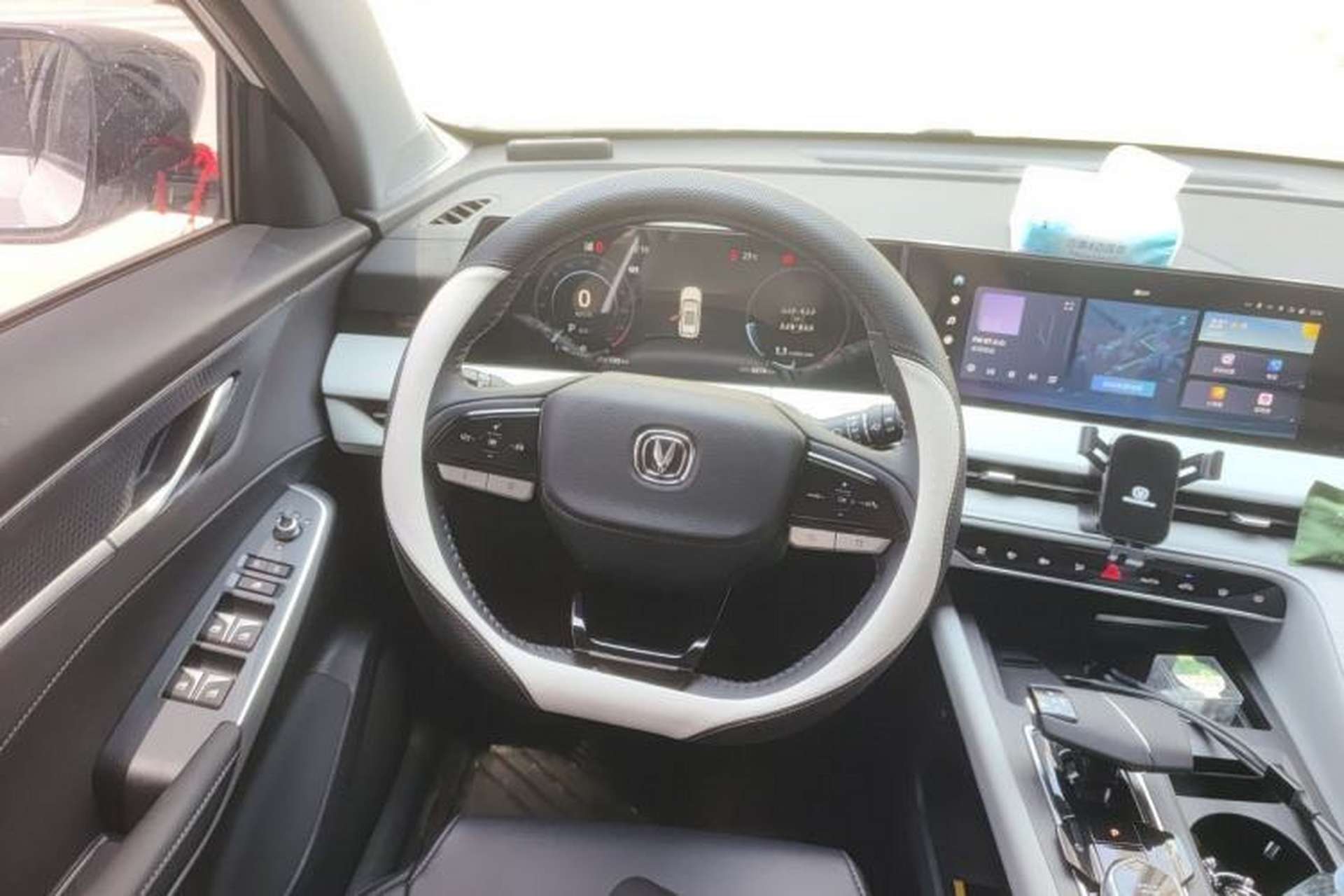 Used CHANGAN CS75 PLUS 2024 3rd Generation Champion Edition 1.5T Intelligent Drive Dynamic Model Steering Wheel