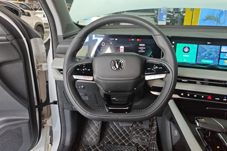 Used CHANGAN CS75 PLUS 2024 3rd Generation Champion Edition 1.5T Intelligent Drive Dynamic Model Steering Wheel