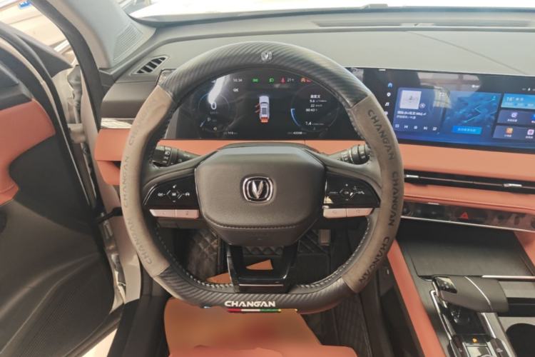 Used CHANGAN CS75 PLUS 2024 3rd Generation Champion Edition 1.5T Intelligent Drive Dynamic Model Steering Wheel