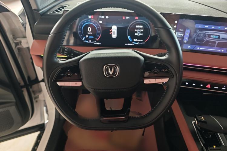 Used CHANGAN CS75 PLUS 2024 3rd Generation Champion Edition 2.0T Intelligent Drive Performance Model Steering Wheel