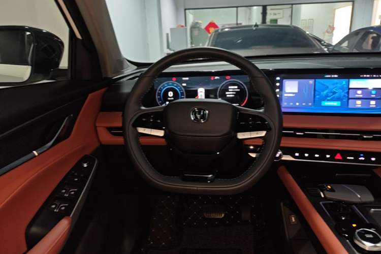 Used CHANGAN CS75 PLUS 2024 3rd Generation Champion Edition 1.5T Intelligent Drive Dynamic Model Steering Wheel