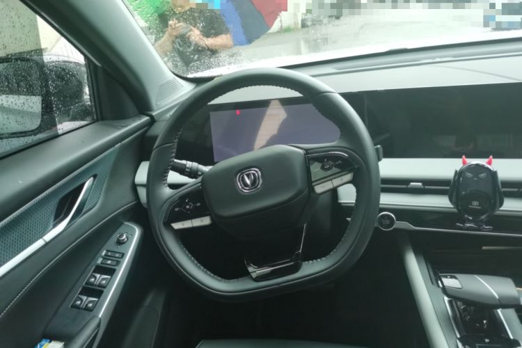 Used CHANGAN CS75 PLUS 2024 3rd Generation Champion Edition 1.5T Intelligent Drive Dynamic Model Steering Wheel
