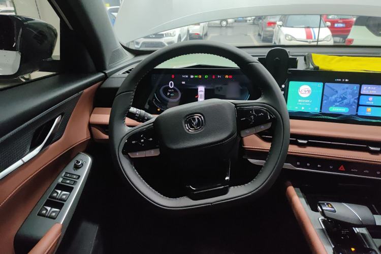Used CHANGAN CS75 PLUS 2024 3rd Generation Champion Edition 1.5T Intelligent Drive Dynamic Model Steering Wheel