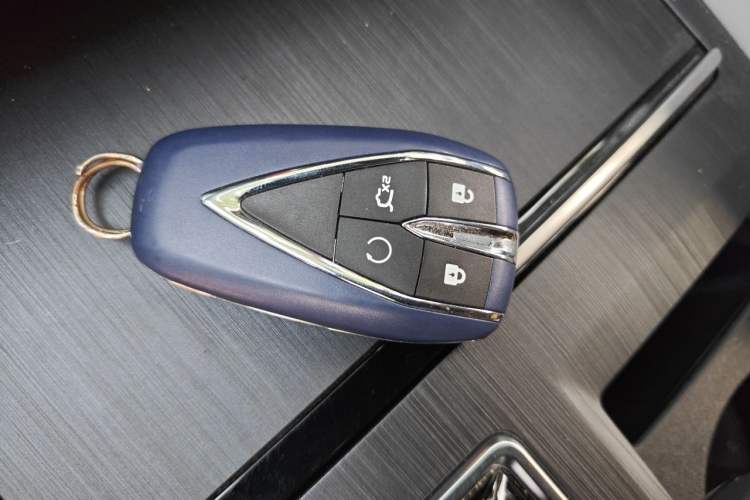 Used CHANGAN CS75 PLUS 2024 3rd Generation Champion Edition 1.5T Intelligent Drive Dynamic Model Vehicle Key